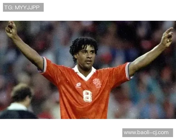 足球明星画视频合集展现球场传奇瞬间与艺术魅力