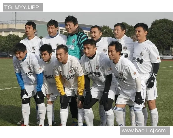 武汉足球队的蜕变之路:从传统到现代的全新纪实探索 武汉足球队的蜕变之路:从传统到现代的全新纪实探索